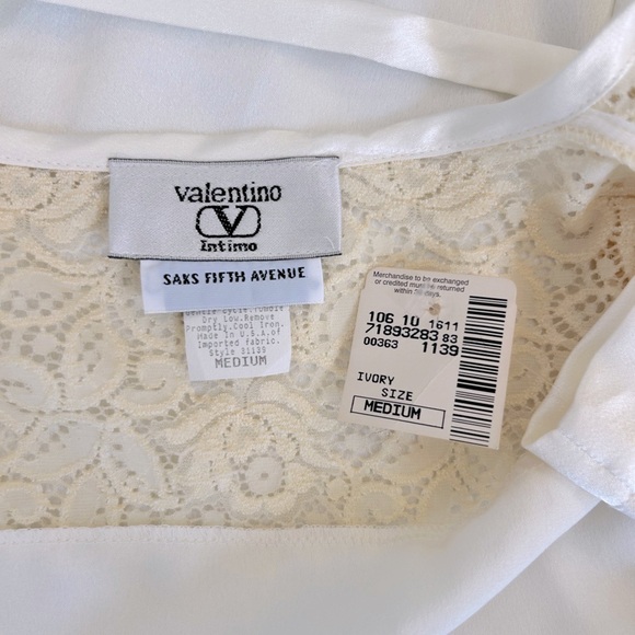 Valentino Vintage Satin Maxi Robe NWT Medium White with Lace Belted - Picture 6 of 8